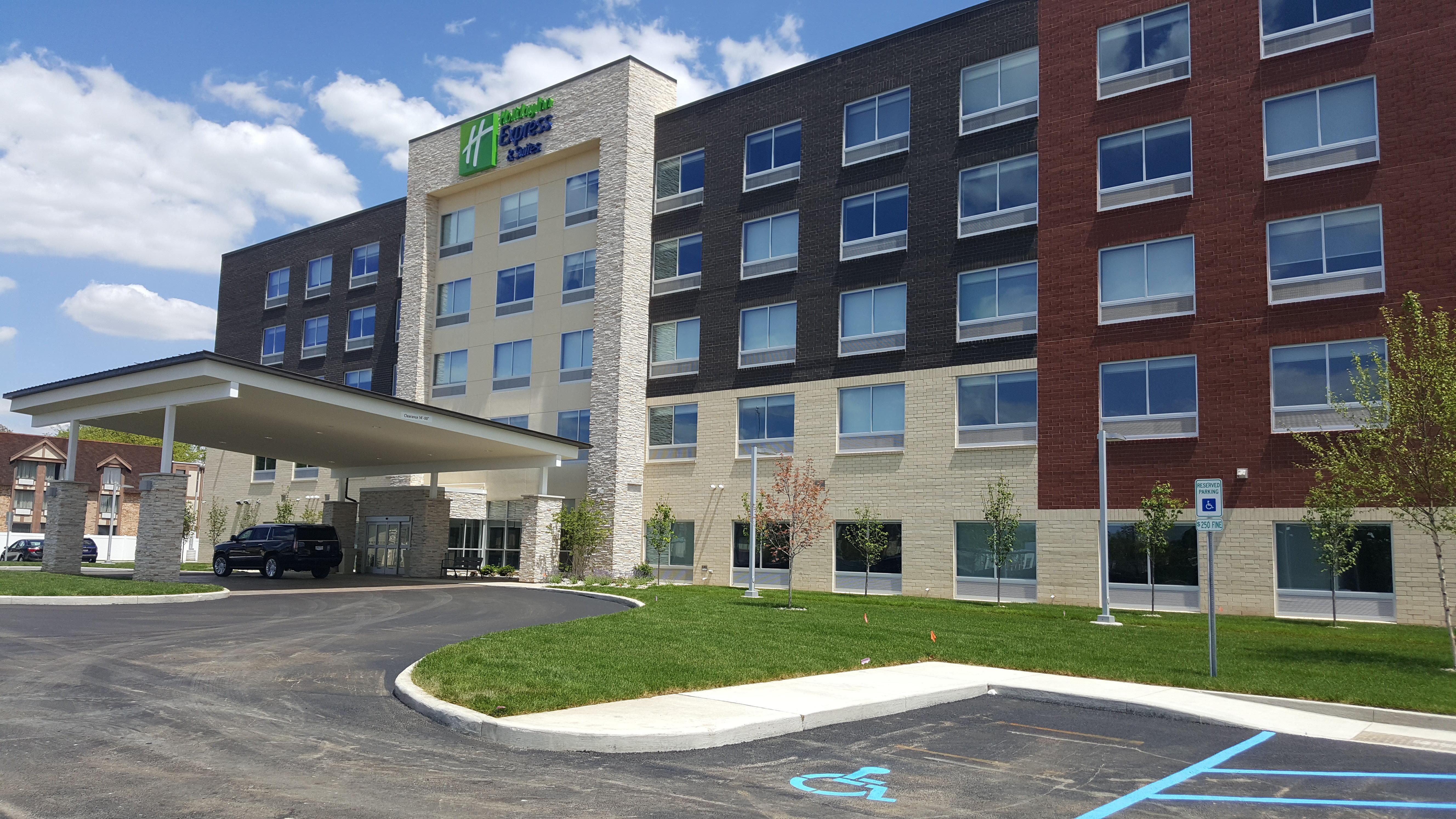 Holiday Inn Express & Suites Toledo West By Ihg מראה חיצוני תמונה
