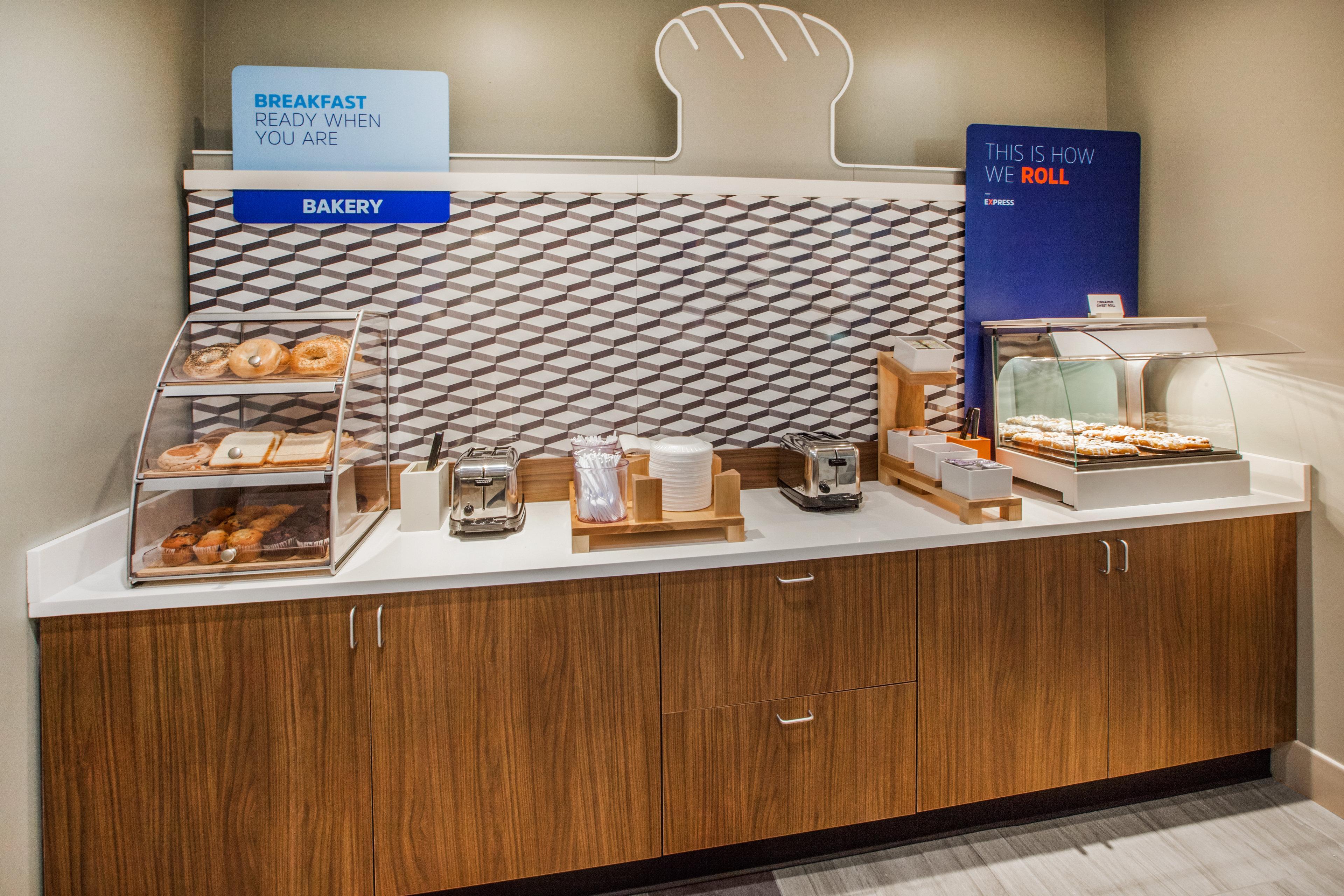 Holiday Inn Express & Suites Toledo West By Ihg מראה חיצוני תמונה