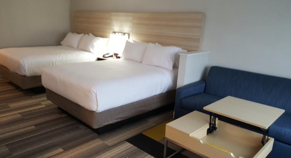 Holiday Inn Express & Suites Toledo West By Ihg מראה חיצוני תמונה